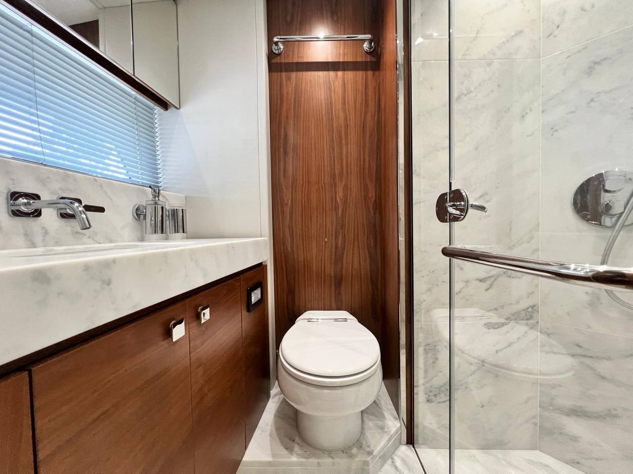 Sunseeker 76 Yacht | Экстрьер 29