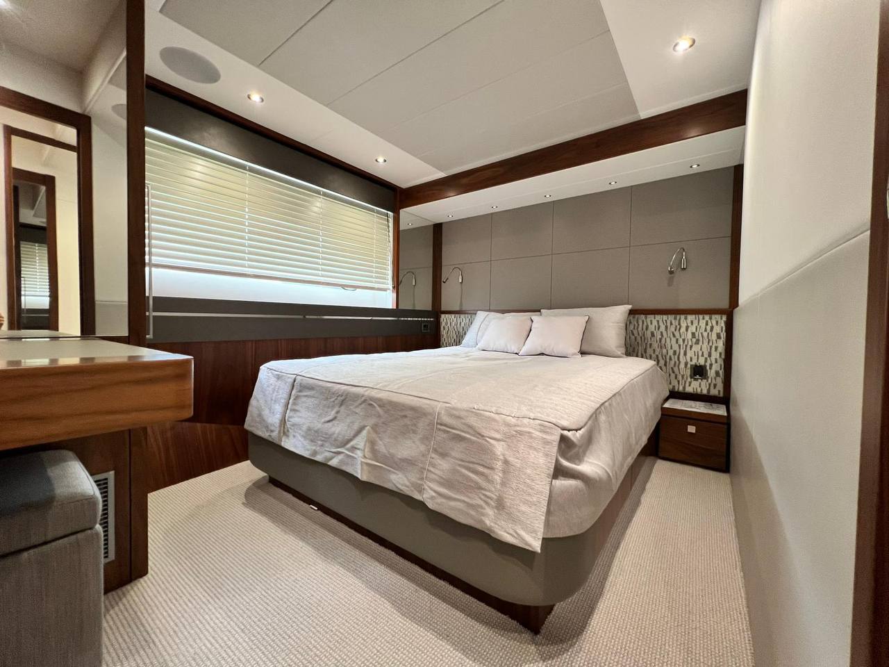 Sunseeker 76 Yacht | Экстрьер 16