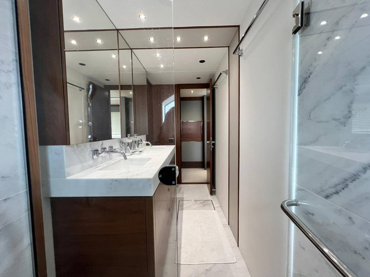 Sunseeker 76 Yacht | Экстрьер 18